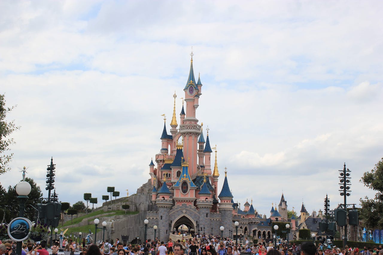 Disneyland Paris : Une Escapade Magique aux Portes de la Capitale